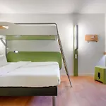 Ibis Budget Potsdamer Platz Hotel 2*