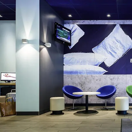 Ibis Budget Potsdamer Platz Hotel 2*